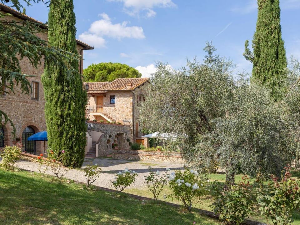 Tuscan Cottage with 2 Pools Vacation rental in San Casciano Val Pesa