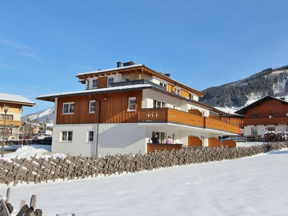 Apartment in Kaprun near Ski Lift Apartment in Piesendorf