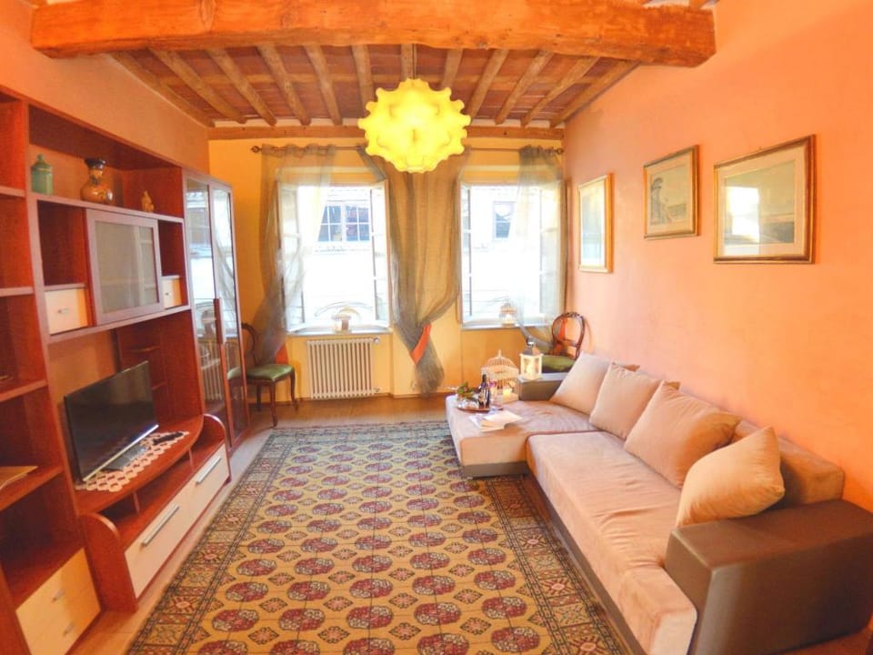 Lucca Retreat with Pool Vacation rental in Capannori