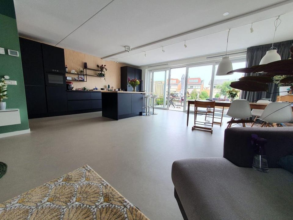 Spacious Holiday Home in Alkmaar with Garden Vacation rental in Alkmaar