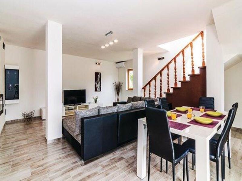 Holiday Home in Zadar with Private Pool Vacation rental in Šibenik-Knin County, Croatia