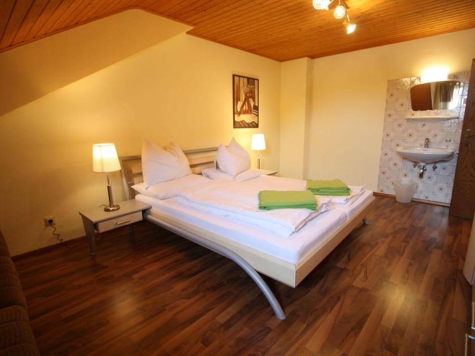 Apartment in Krispl near Hiking Trails Apartment in Salzburgerland