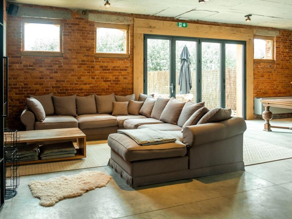 Holiday Home in Moorslede with Pool and Jacuzzi Vacation rental in Flanders