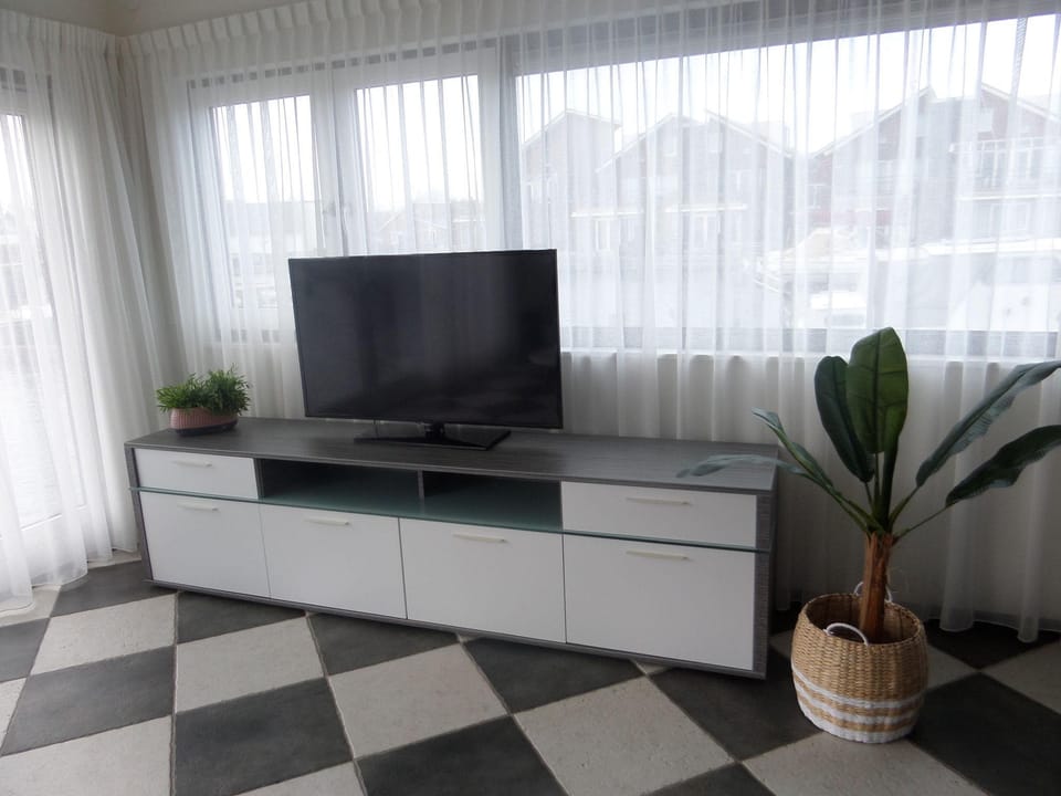 Houseboat in Netherlands with Private Dock Vacation rental in North Holland (province)