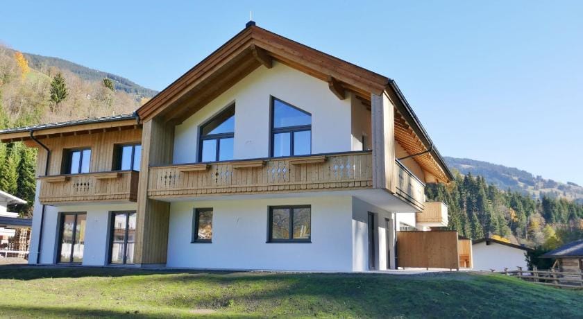 Chalet in Saalbach near Ski Lift and Sauna Vacation rental in Salzburgerland