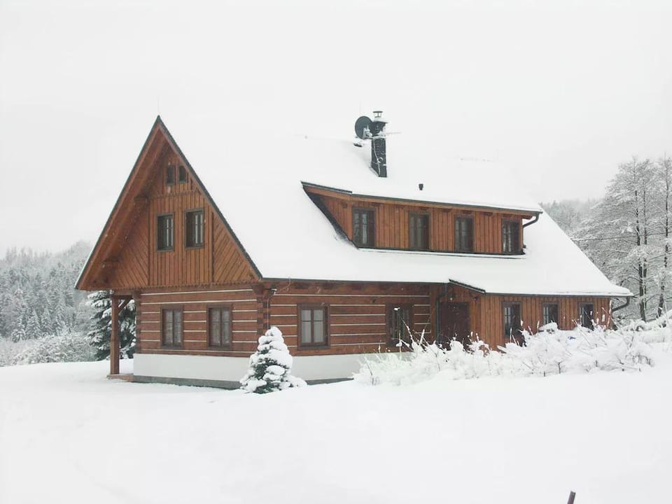 Spacious Group Retreat Vacation rental in Lower Silesian Voivodeship