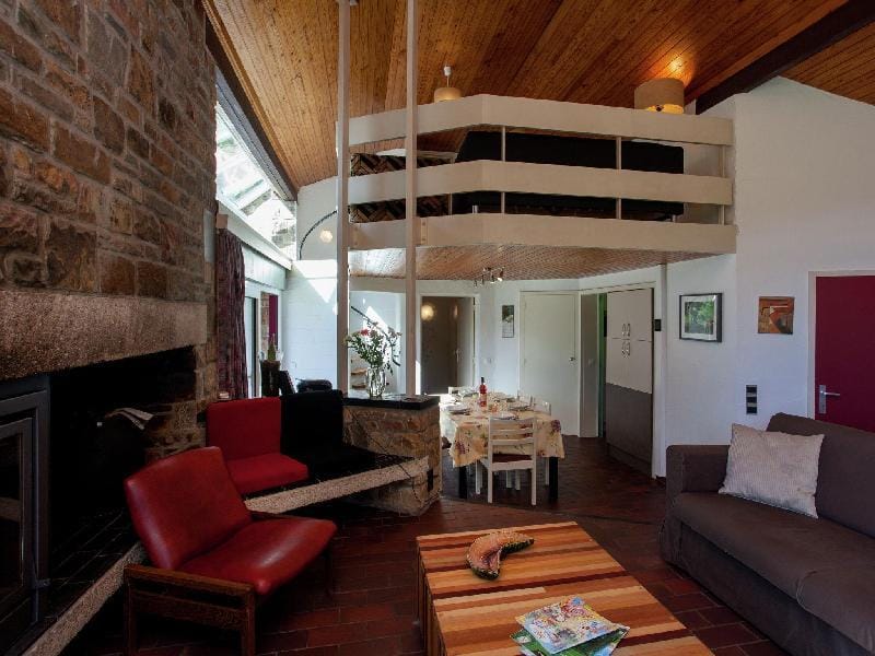 Architects Gem in Stoumont Vacation rental in Wallonia, Belgium