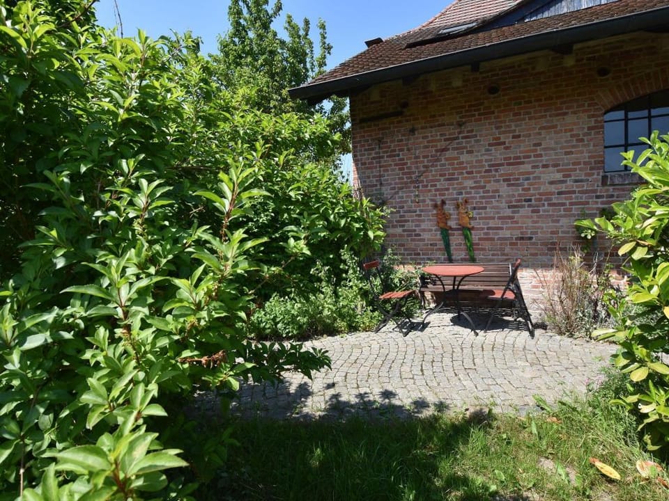 Buschenhagen Rustic Getaway Apartment in Mecklenburg-Vorpommern, Germany