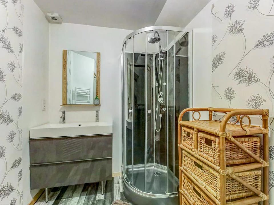 Brainville Garden Escape Vacation rental in Normandy