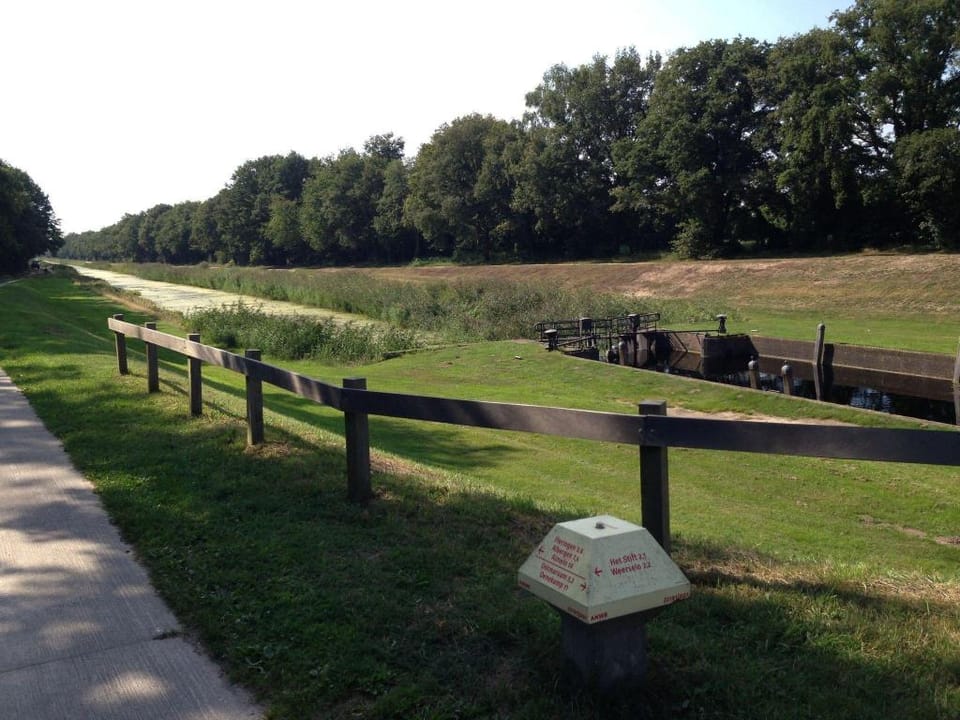 Chalet in Reutum with Sauna and Nature Vacation rental in Overijssel (province)