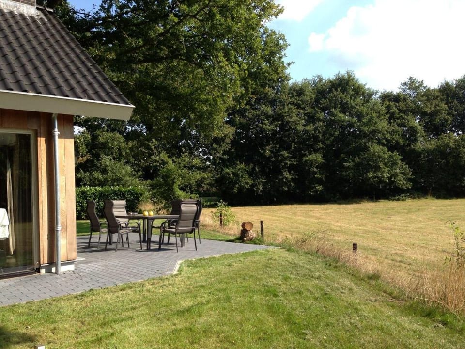Chalet in Reutum with Sauna and Nature Vacation rental in Overijssel (province)