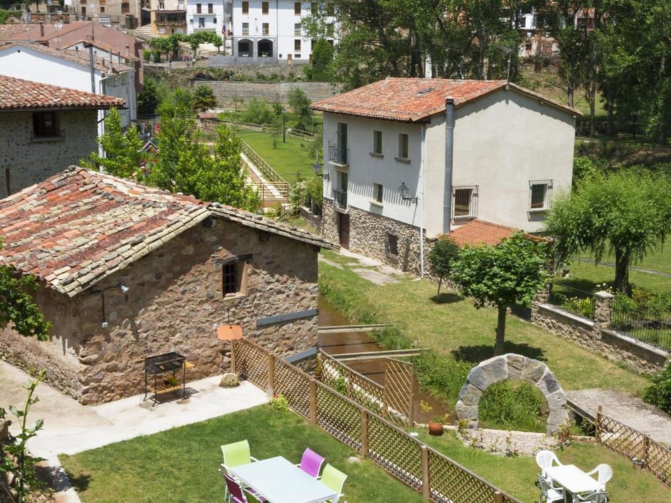 Mansion in Torrecilla with Mountain Views Vacation rental in La Rioja
