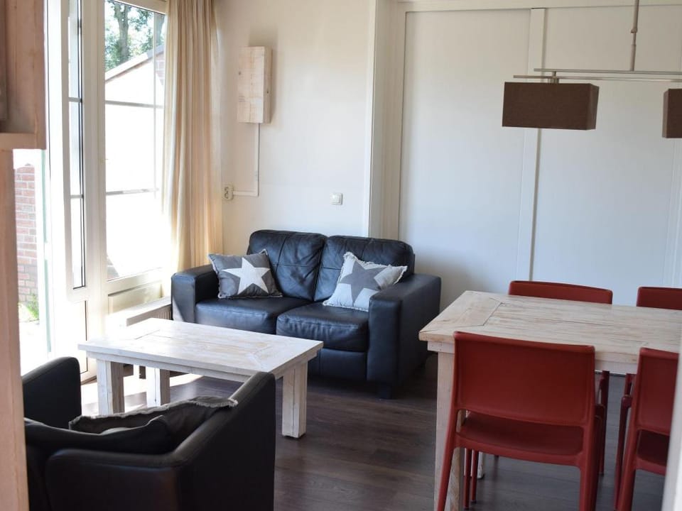 Bungalow in Netherlands with Garden Terrace Vacation rental in Gelderland, Netherlands