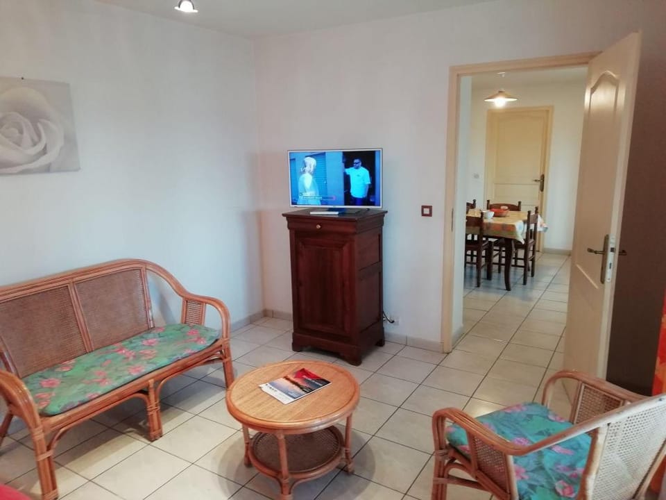 Holiday Home in Quend-Plage near Sandy Beach Apartment in Quend