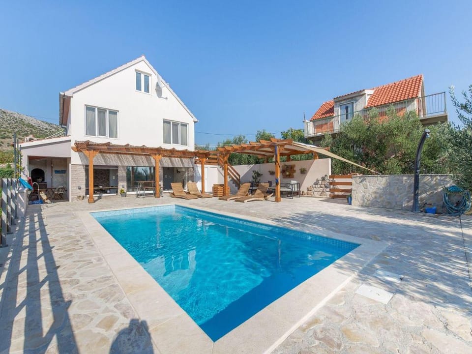 Holiday Home in Donje Polje near Seabeach Vacation rental in Šibenik