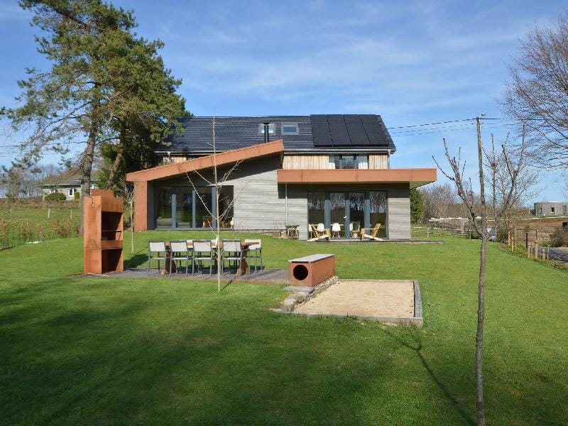 Chic Retreat Near Lake  Fens Vacation rental in Wallonia, Belgium