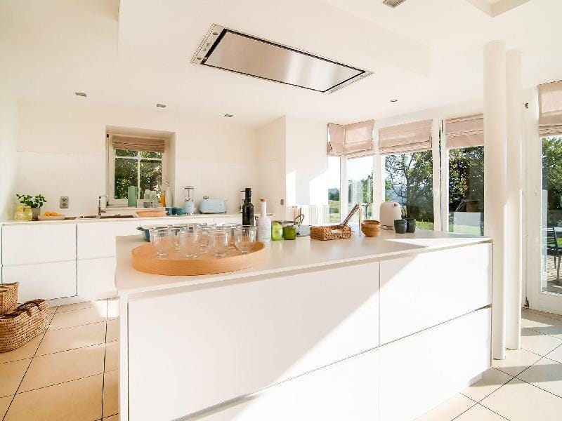 Luxurious villa with pool and sauna, and very suitable for culinary workshops! Vacation rental in Wallonia, Belgium
