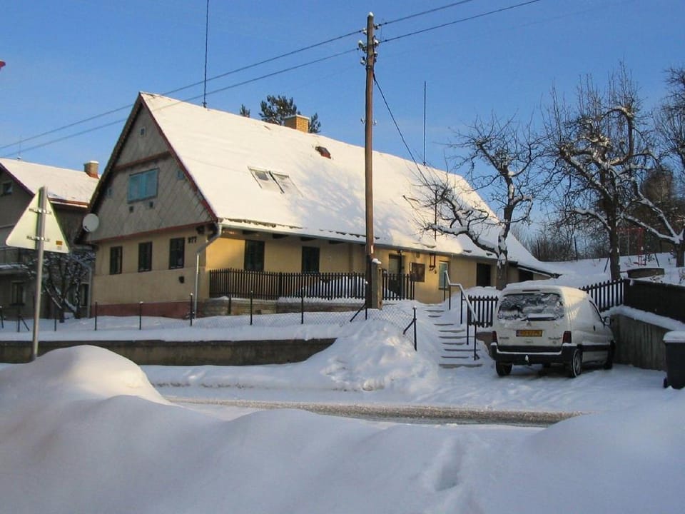 Authentic holiday home with garden near Trutnov Vacation rental in Lower Silesian Voivodeship