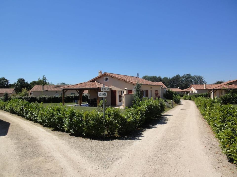 Luxe villa in Les Forges with BBQ Garden Villa in Pays de la Loire