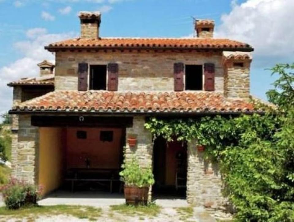 Farmhouse in Apecchio with Pool  Spa Vacation rental in Umbria