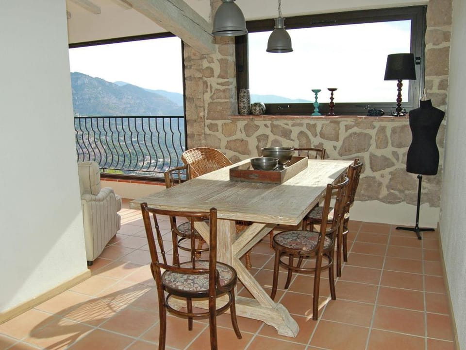 La Turbie Apartment, La Turbie Apartment in French Riviera