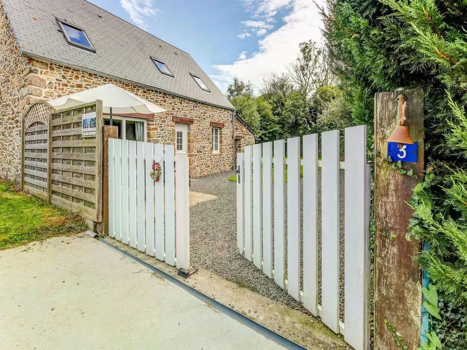 Family Country Cottage in Brainville Vacation rental in Normandy