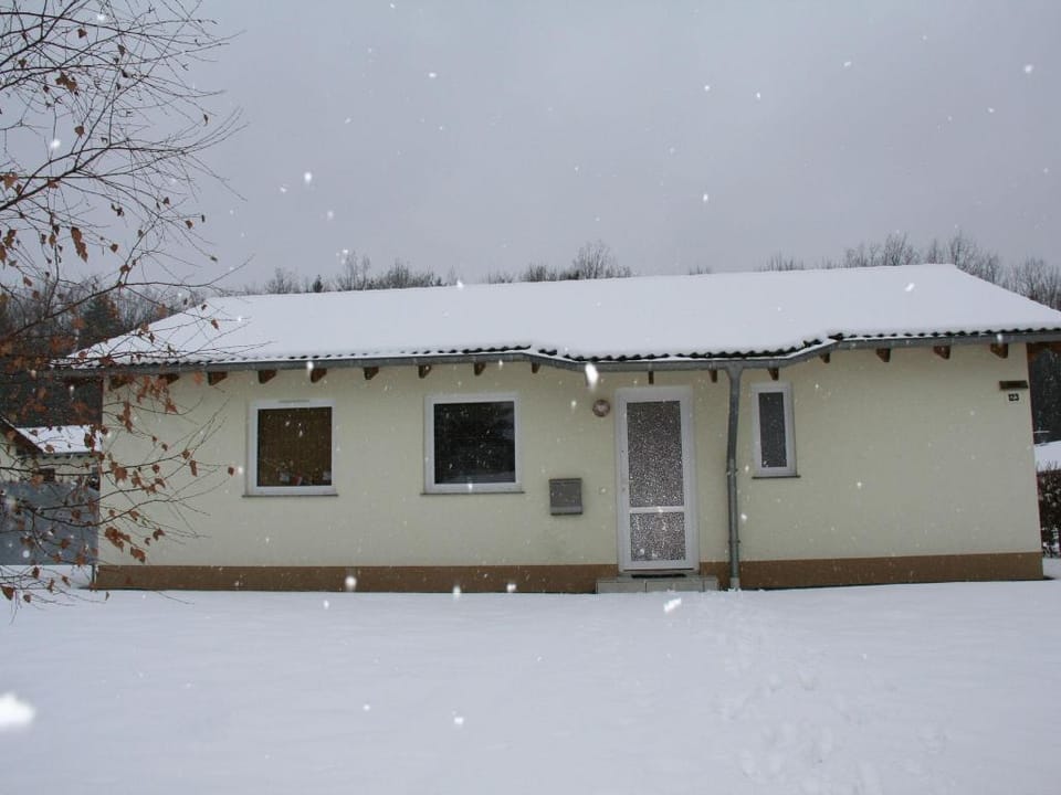 Bungalow near Eifel Ski Lift Vacation rental in Vulkaneifel