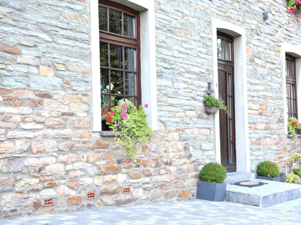 Chic Holiday Home with Garden Vacation rental in Wallonia, Belgium