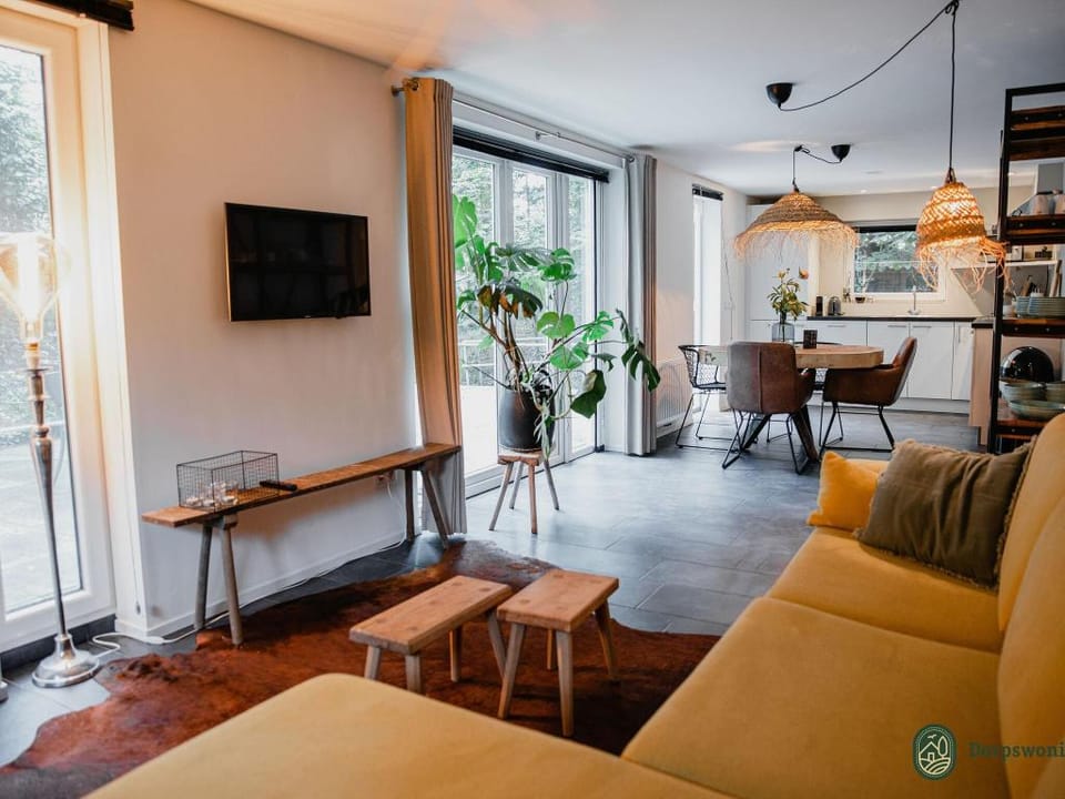 Cozy Cottage in Leenderbos with Hot Tub Vacation rental in North Brabant (province)