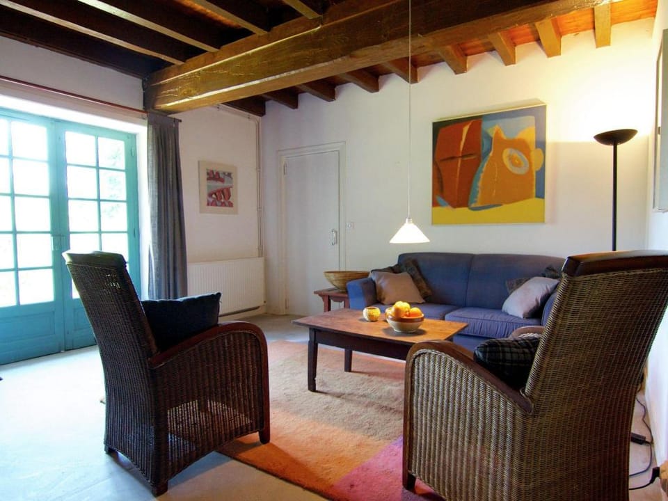 Charming Cottage in Ladignac-le-Long with Garden Vacation rental in Nouvelle-Aquitaine