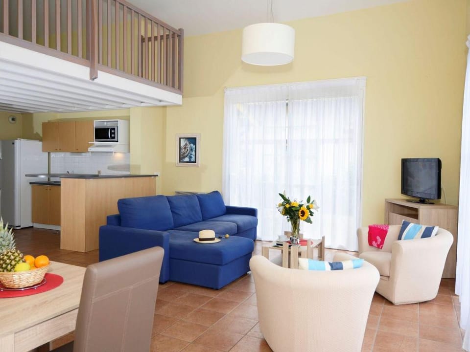 Nice villa in Gujan Mestras w/  Villa in Gujan-Mestras