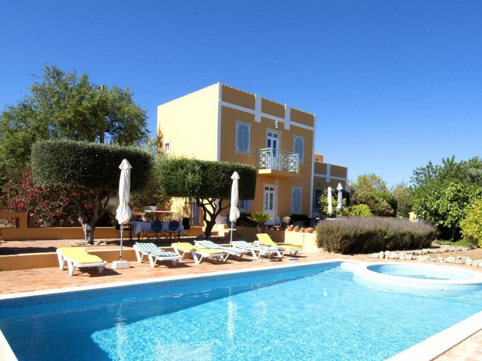 Delightful, authentic Quinta with pool Vacation rental in Loulé