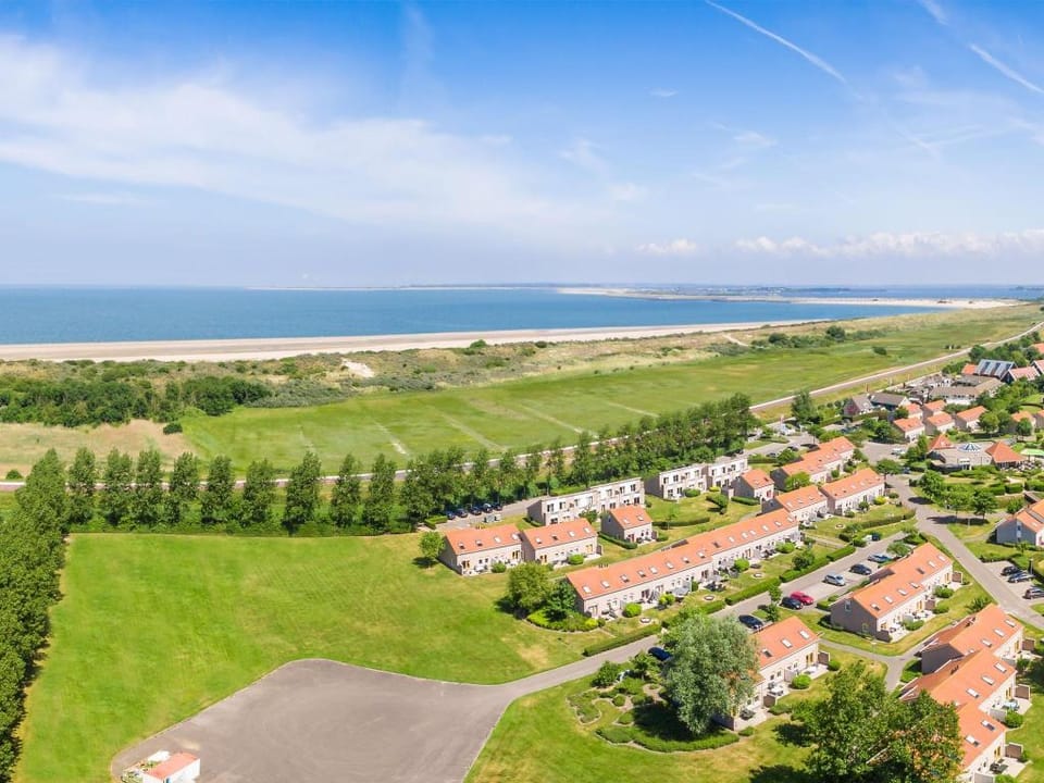 Renovated Bungalow nr Beach Vacation rental in Noordwelle