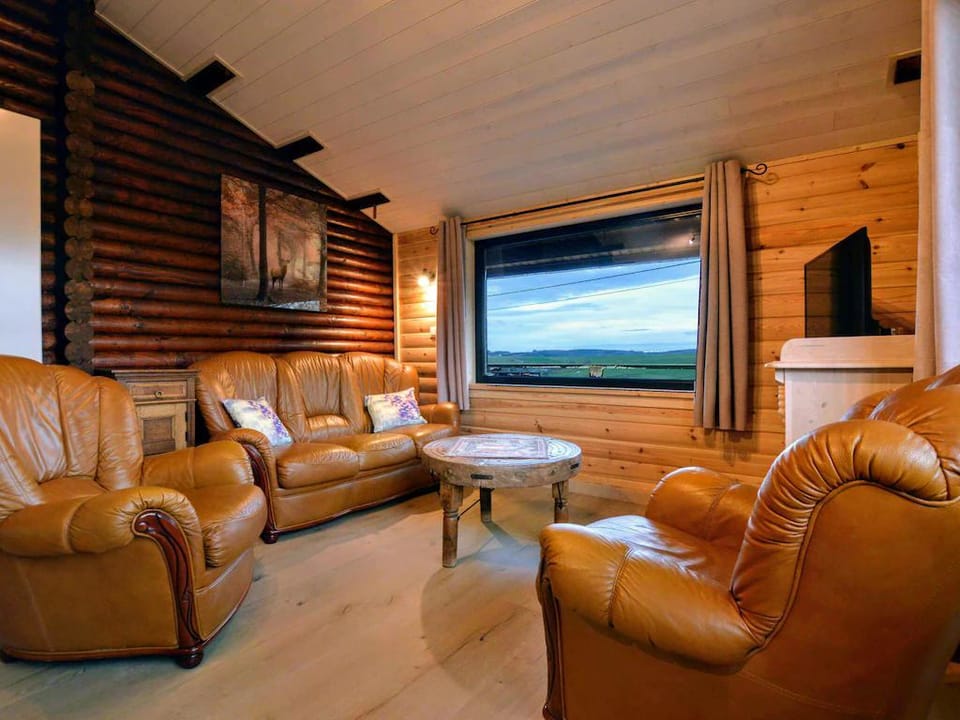 Quiet chalet with panoramic view and fenced garden Vacation rental in Wallonia, Belgium