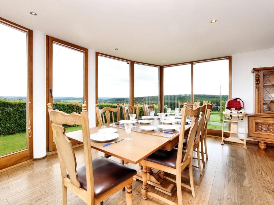 Holiday Home in Schznberg with Jacuzzi Vacation rental in Wallonia, Belgium
