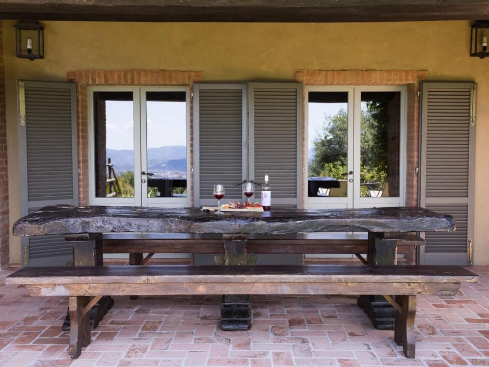 Villa with Pool and Wine Country Charm Villa in Umbria