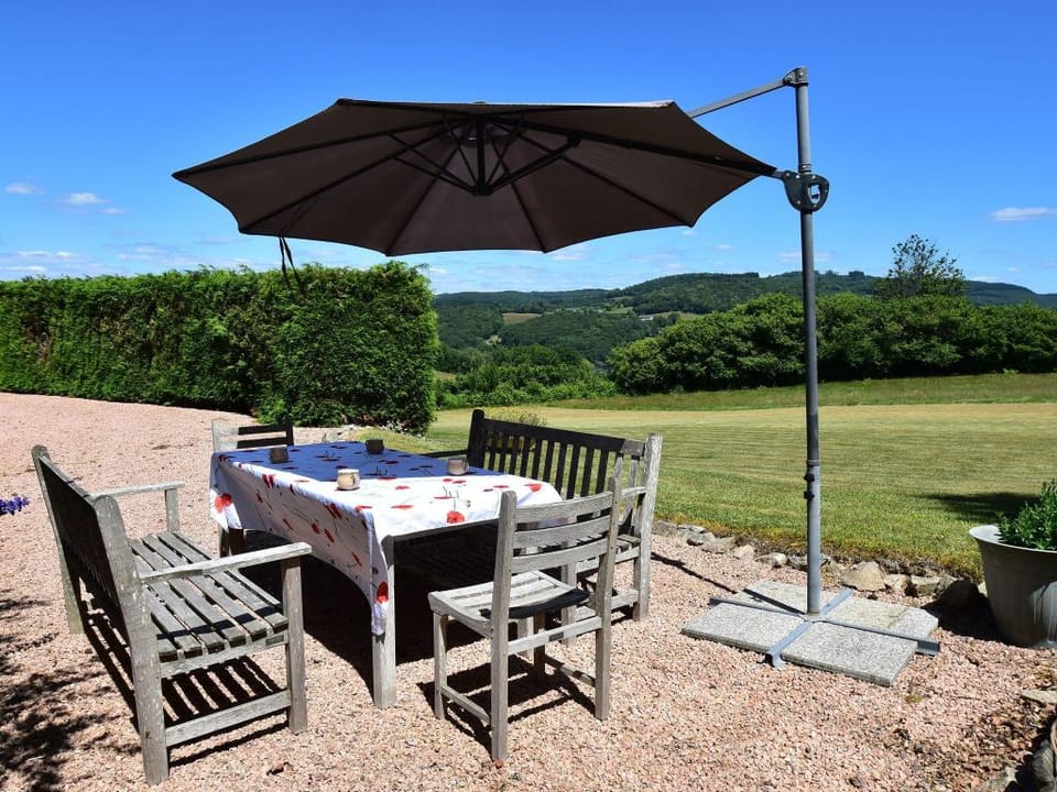 Vacation Home in France with Pool Vacation rental in Bourgogne-Franche-Comté