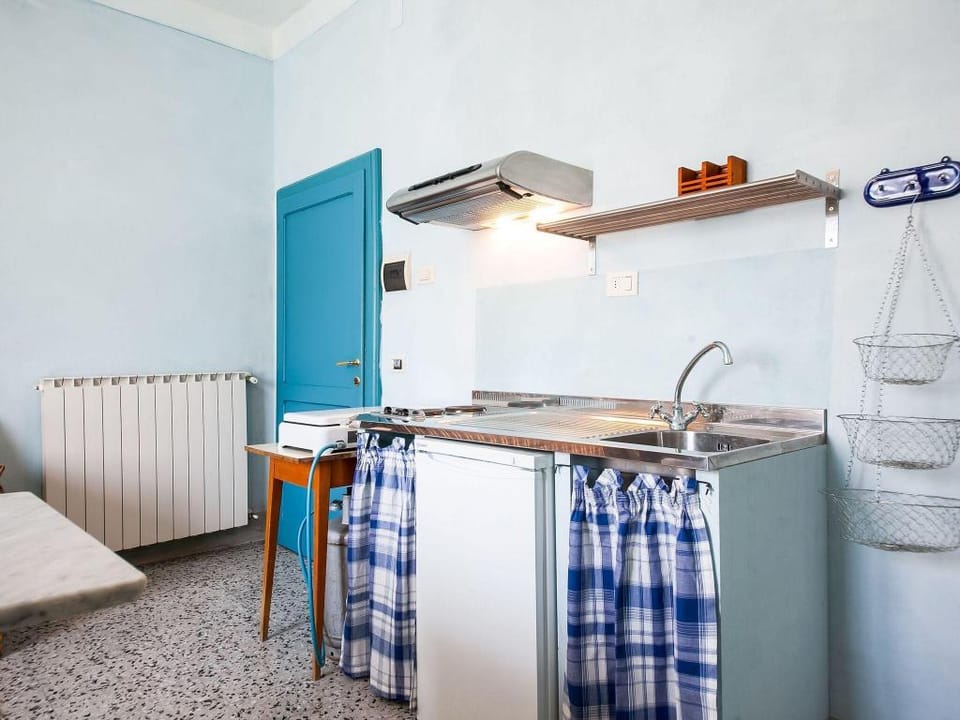 A Spacious Retreat for Ten Vacation rental in Tuscany