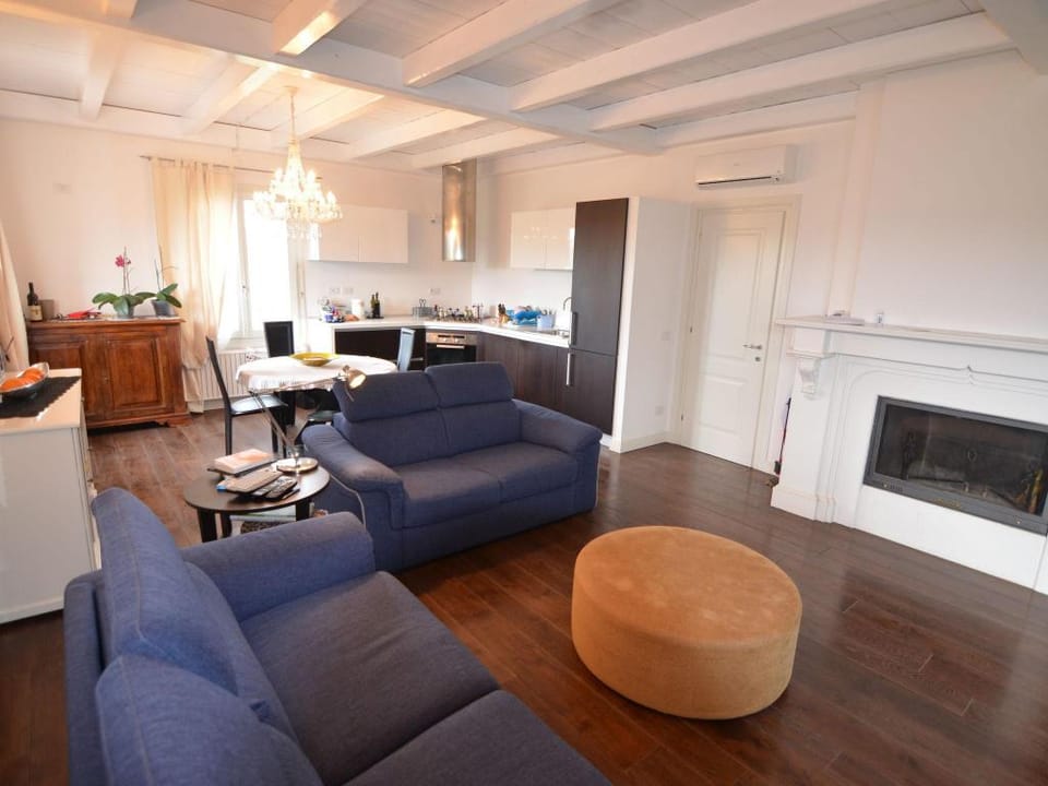 Apartment in Coriano near Vineyards  Beaches Apartment in Marche