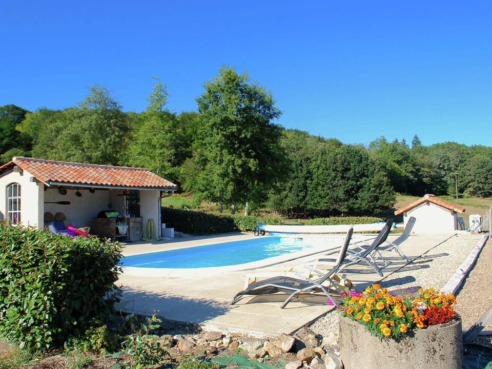 Cottage in France with Private Terrace Vacation rental in Nouvelle-Aquitaine