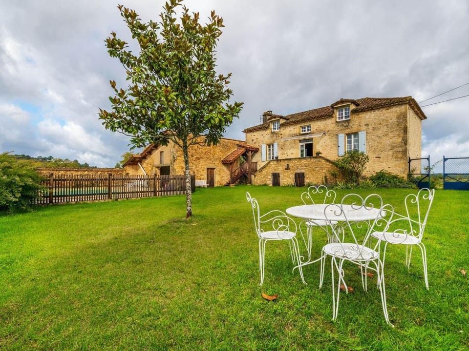 Rustic Retreat for Families Vacation rental in Occitanie