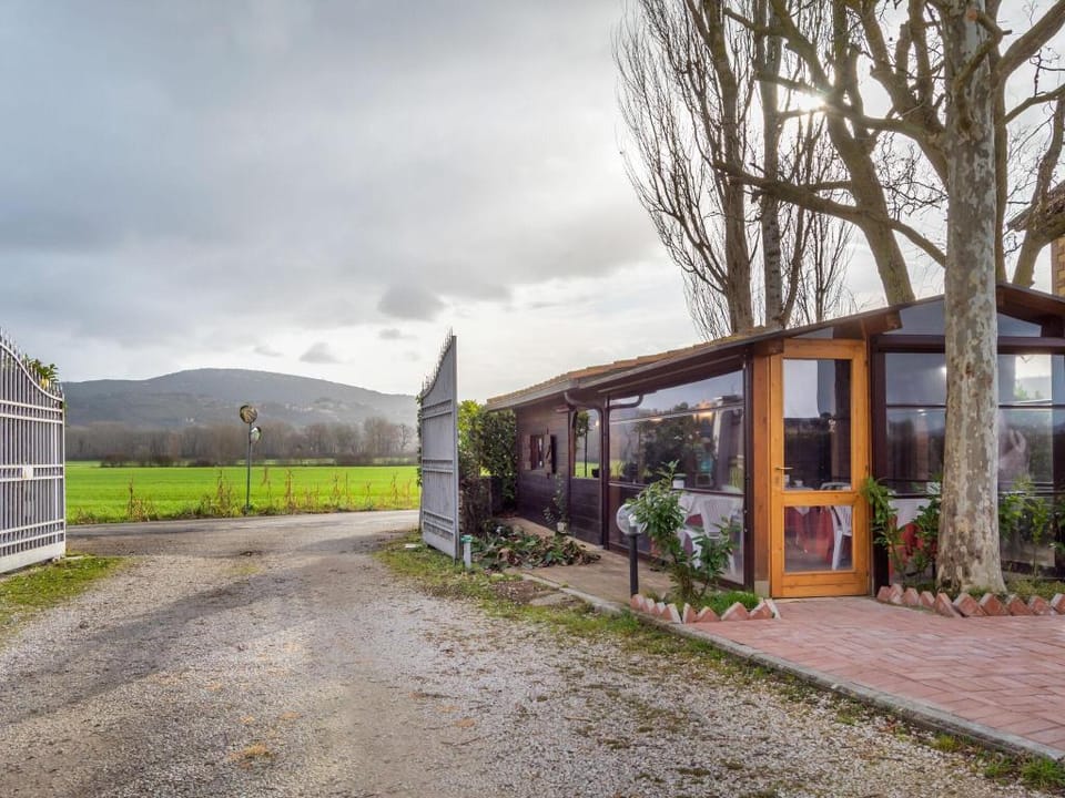 Cottage in Magione near Lake Trasimeno Vacation rental in Umbria
