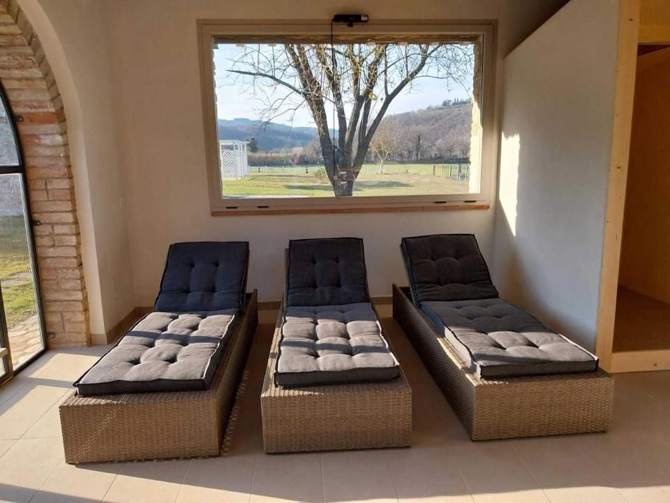 Cottage in Todi with Pool and Terrace Vacation rental in Umbria