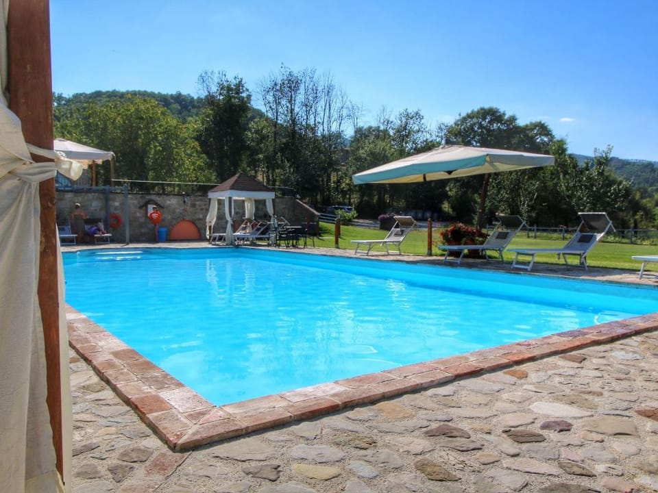 Cottage in Todi with Pool and Terrace Vacation rental in Umbria