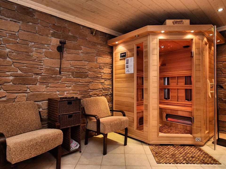 Jacuzzi Retreat, Ardennes Vacation rental in Wallonia, Belgium