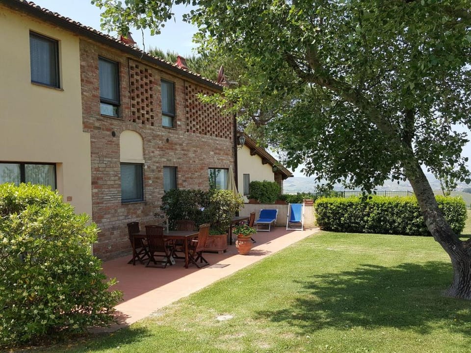 Farmhouse in Chianti with Pool and Terrace Vacation rental in Tuscany