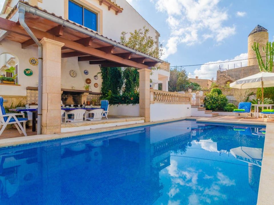 Can Nicolau - Villa With Private Pool. Free Wifi Villa in Colònia de Sant Pere