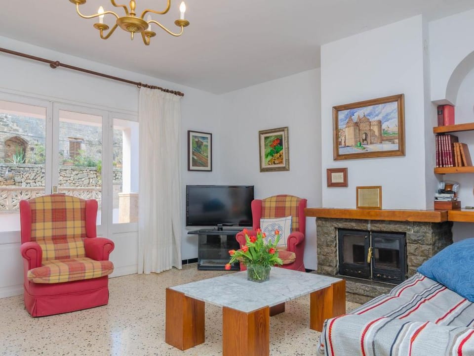 Can Nicolau - Villa With Private Pool. Free Wifi Villa in Colònia de Sant Pere