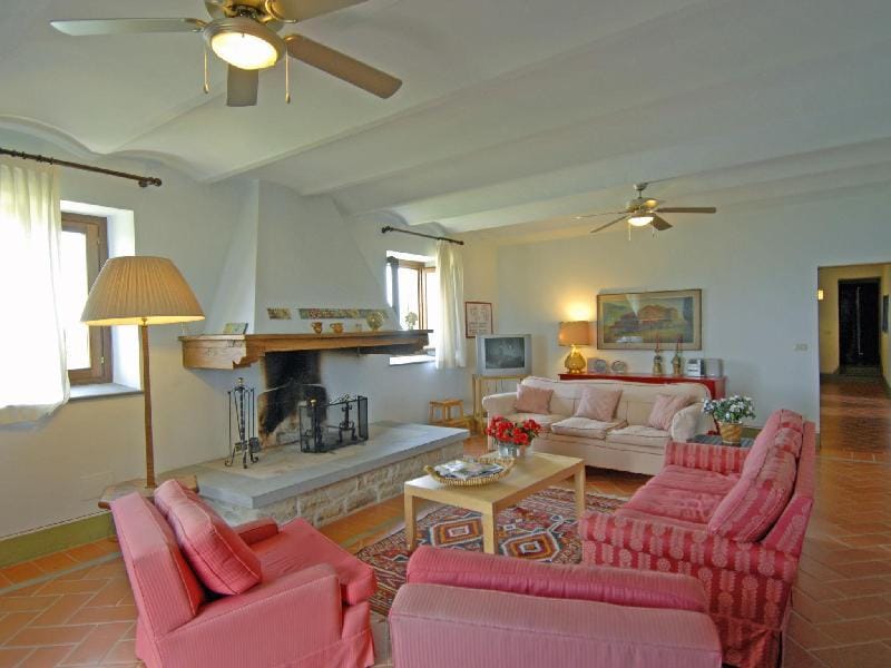Villa with private swimming pool Villa in Tuscany
