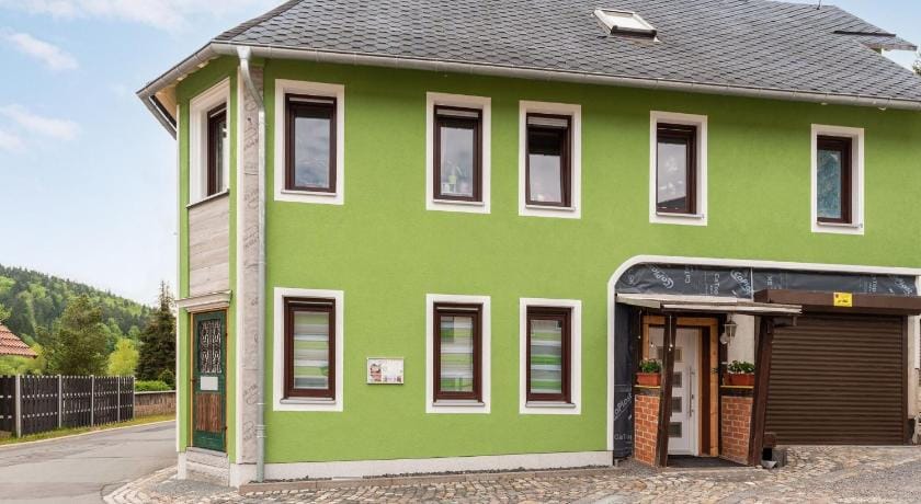 Wohnung in Stutzerbach nahe Skipiste Apartment in Ilmenau